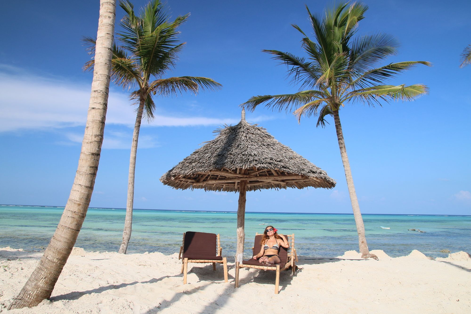 Blue Moon Resort Jambiani  Buitenkant foto